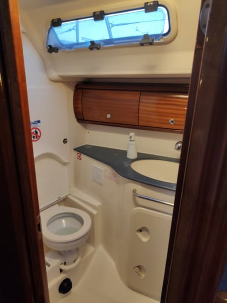 Limenas Avdiron Velero Cabina 4  9  literas 9  invitados 13.41 m Número de anuncio: #17152 5