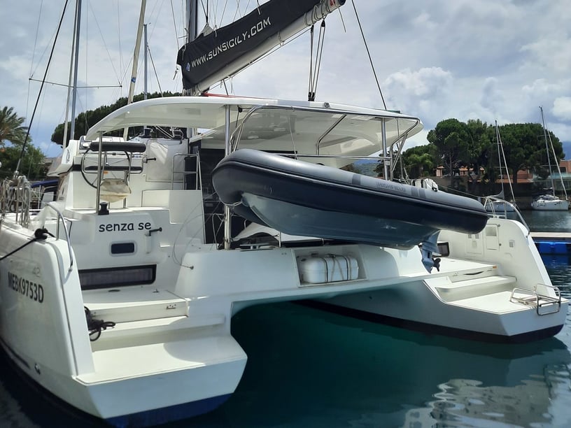 Furnari Catamaran 6 cabin 12 berths 12 guests 12.94 m Listing Number: #17176