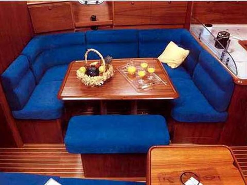 Volos Voilier Cabine 4  Couchettes 10  Invités 10  13 m Numéro de l'annonce: #17187 2