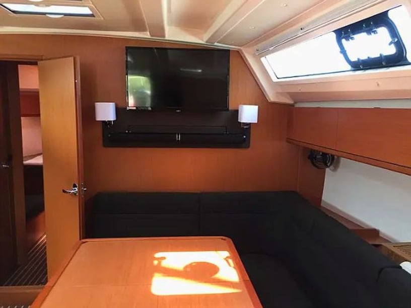Skiathos Segelboot 4 Kabine 9 Liegeplätze 9 Gäste 14.27 m Nummer des Inserats: #17192 3