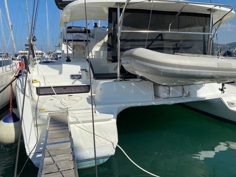 Lefkada Katamaran 6 kabin Konaklama 10 kişi Seyir 10 kişi 12.8 m İlan No: #17207 3