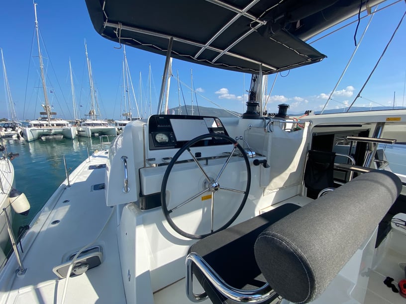 Lefkada Katamaran 6 kabin Konaklama 10 kişi Seyir 10 kişi 12.8 m İlan No: #17207 4