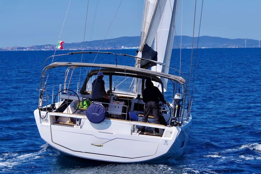 Puntone Segelboot 5 Kabine 13 Liegeplätze 13 Gäste 14.85 m Nummer des Inserats: #17261
