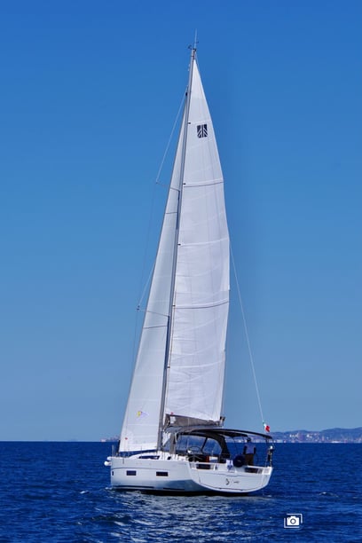 Puntone Segelboot 6 Kabine 15 Liegeplätze 12 Gäste 16.35 m Nummer des Inserats: #17287 5