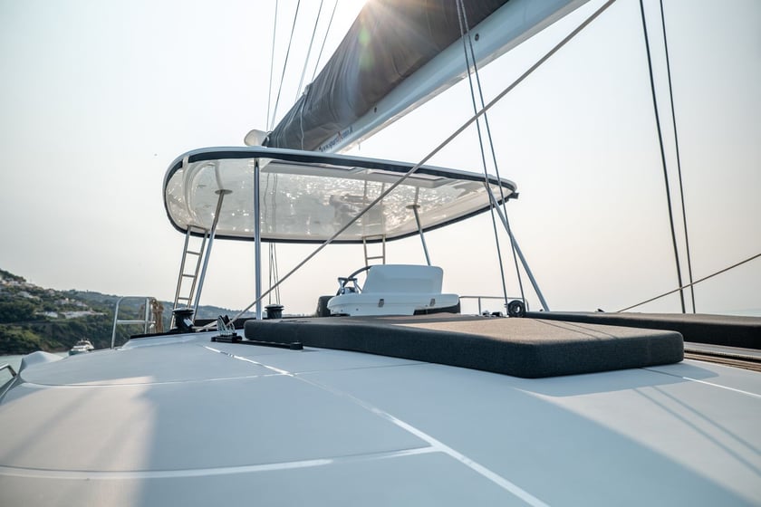 Castellammare del Golfo Catamarano cabina 4  cuccette 8  10  ospiti 15.35 m Numero dell'inserzione: #17309 5