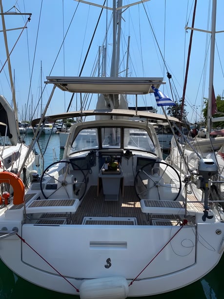 Athens Sailboat 3 cabin 8 berths 8 guests 12.43 m Listing Number: #17315 3