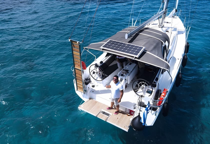 Gouvia Sailboat 3 cabin 8 berths 8 guests 12.35 m Listing Number: #17326 5