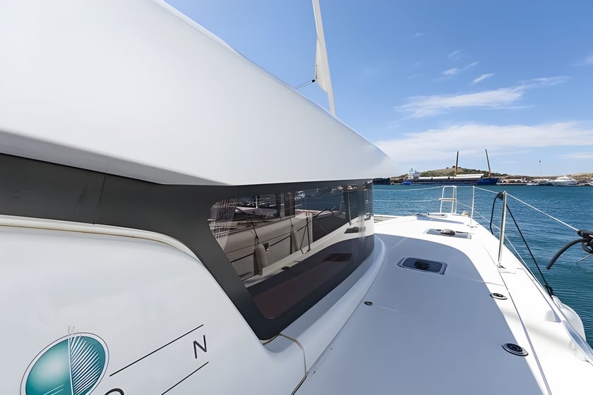 Lefkada Catamaran 6 cabin 10 berths 10 guests 12.8 m Listing Number: #17434 5