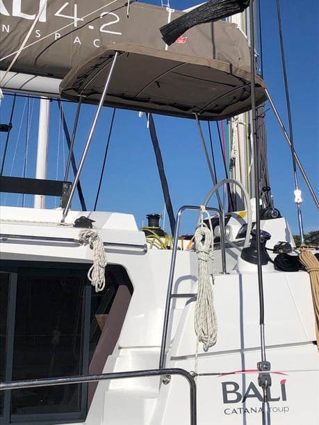 Golfo Aranci Catamarán Cabina 5  11  literas 11  invitados 12.85 m Número de anuncio: #17447 5