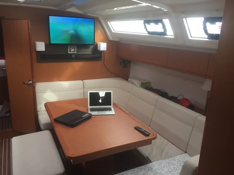 Skiathos Yelkenli 4 kabin Konaklama 8 kişi Seyir 9 kişi 14.4 m İlan No: #17463 5