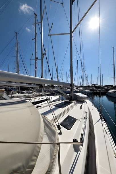 Zadar Segelboot 3 Kabine 7 Liegeplätze 7 Gäste 12.35 m Nummer des Inserats: #17525 4