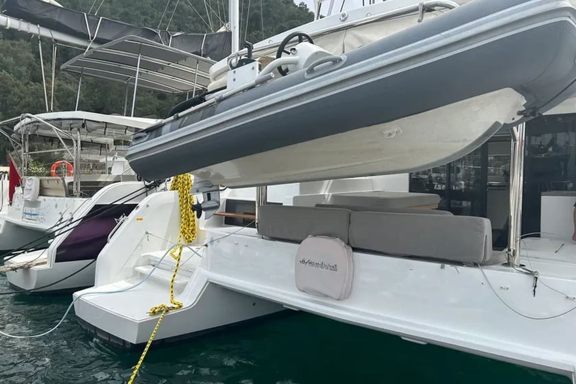 Marmaris Catamaran Cabine 6  Couchettes 12  Invités 12  14.75 m Numéro de l'annonce: #17553 3