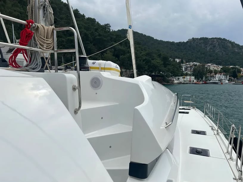 Marmaris Catamaran Cabine 6  Couchettes 12  Invités 12  14.75 m Numéro de l'annonce: #17553 5