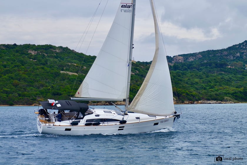 Cannigione Segelboot 4 Kabine 10 Liegeplätze 10 Gäste 13.85 m Nummer des Inserats: #17564 3