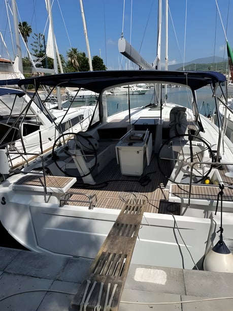 Furnari Sailboat 5 cabin 12 berths 12 guests 14.6 m Listing Number: #17570