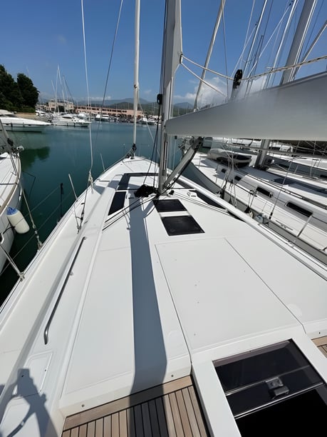 Furnari Sailboat 5 cabin 12 berths 12 guests 14.6 m Listing Number: #17570 5
