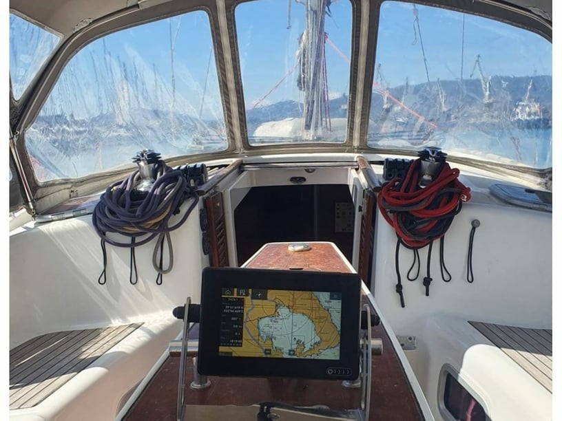 Volos Yelkenli 3 kabin Konaklama 6 kişi Seyir 8 kişi 12.5 m İlan No: #17592