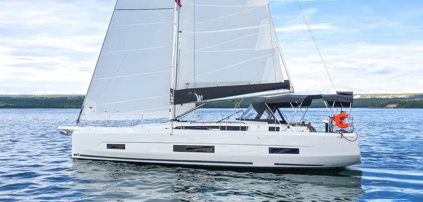 Skradin Sailboat 4 cabin 8 berths 8 guests 14.85 m Listing Number: #17598 4