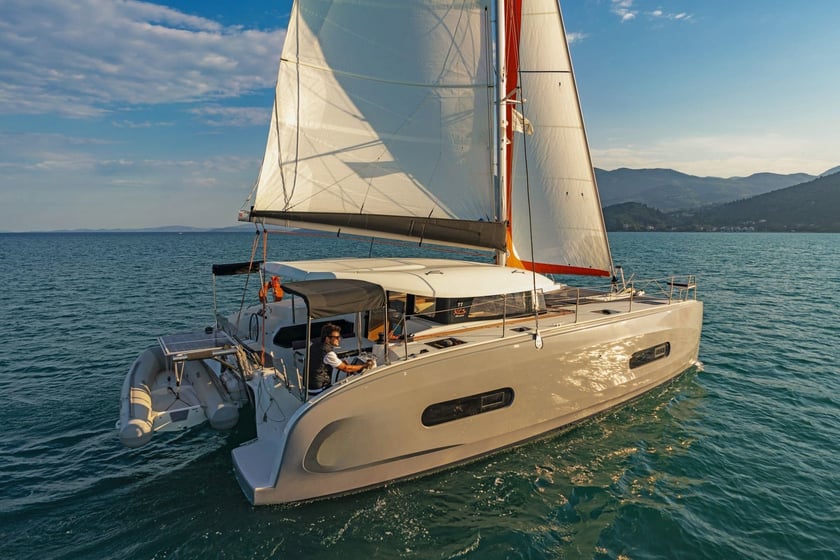 Lefkada Catamaran Cabine 6  10  slaapplaatsen 10  gasten 11.42 m Lijstnummer: #17716 3