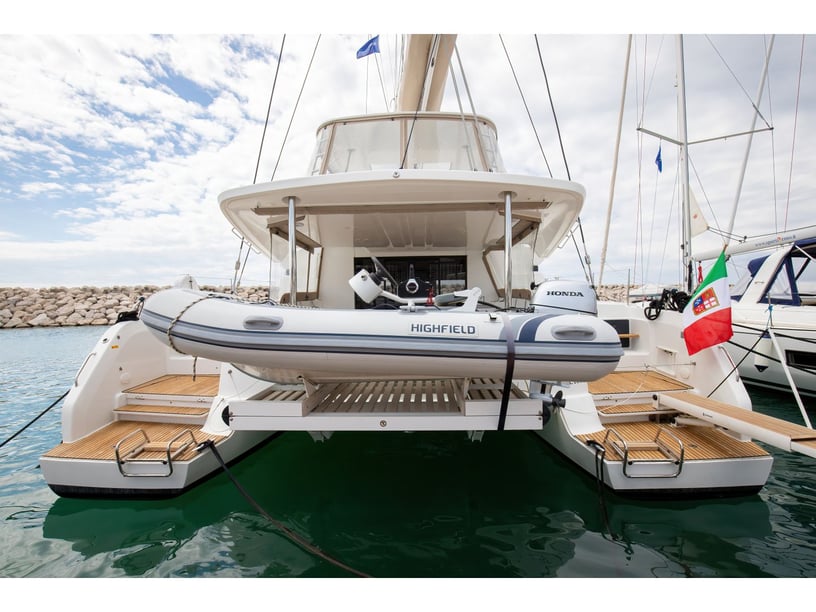 Salerno Catamaran 6 cabin 12 berths 14 guests 14.75 m Listing Number: #17718