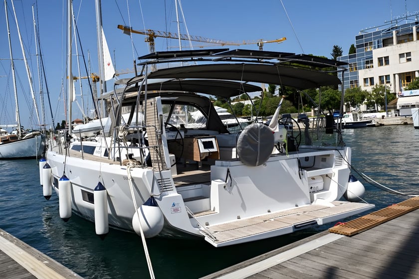 Zadar Velero Cabina 5  11  literas 11  invitados 14.85 m Número de anuncio: #17728 3