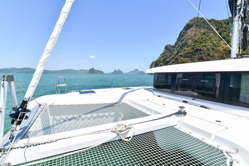 Phuket Catamarano cabina 4  cuccette 10  12  ospiti 12.94 m Numero dell'inserzione: #17746 5