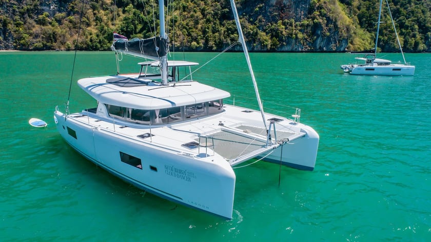 Phuket Catamarano cabina 4  cuccette 10  12  ospiti 12.94 m Numero dell'inserzione: #17746 3