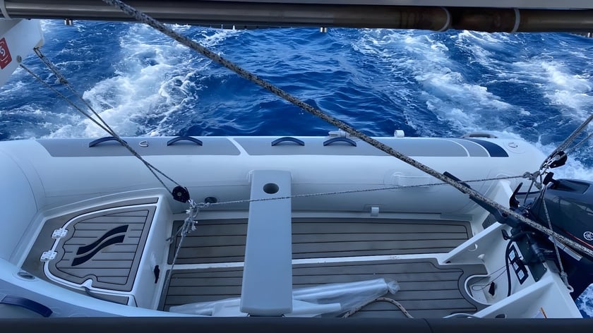 Gouvia Catamaran Cabine 6  Couchettes 10  Invités 10  13.71 m Numéro de l'annonce: #17754 4