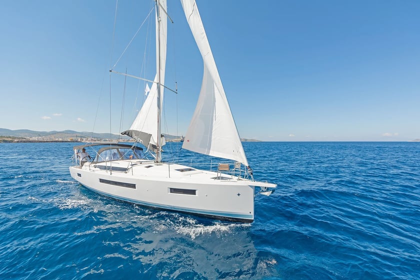 Kos Yelkenli 6 kabin Konaklama 11 kişi Seyir 11 kişi 14.42 m İlan No: #17846 4