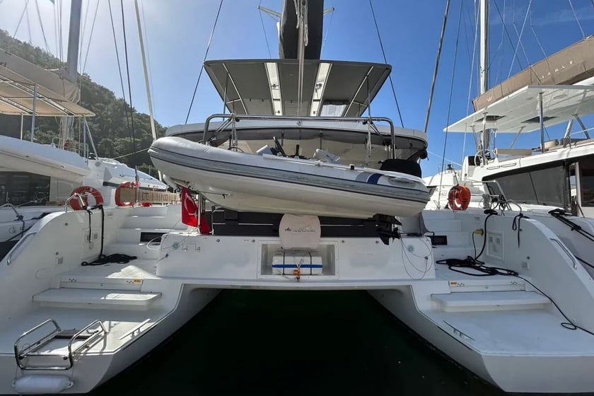 Fethiye Catamarano cabina 4  cuccette 8  9  ospiti 13.99 m Numero dell'inserzione: #17870 3