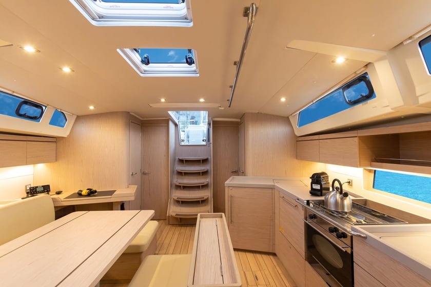 Capo d'Orlando Segelboot 4 Kabine 10 Liegeplätze 10 Gäste 14 m Nummer des Inserats: #17885 5