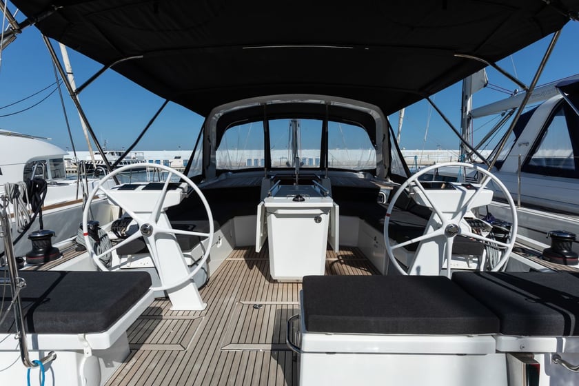 Capo d'Orlando Segelboot 4 Kabine 10 Liegeplätze 10 Gäste 14 m Nummer des Inserats: #17885 4