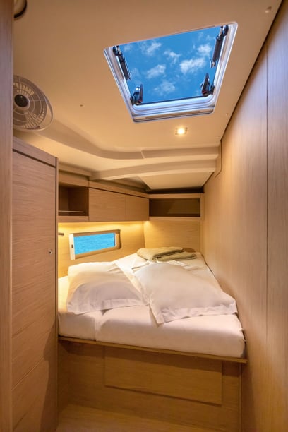 Capo d'Orlando Segelboot 4 Kabine 10 Liegeplätze 10 Gäste 14 m Nummer des Inserats: #17885 3