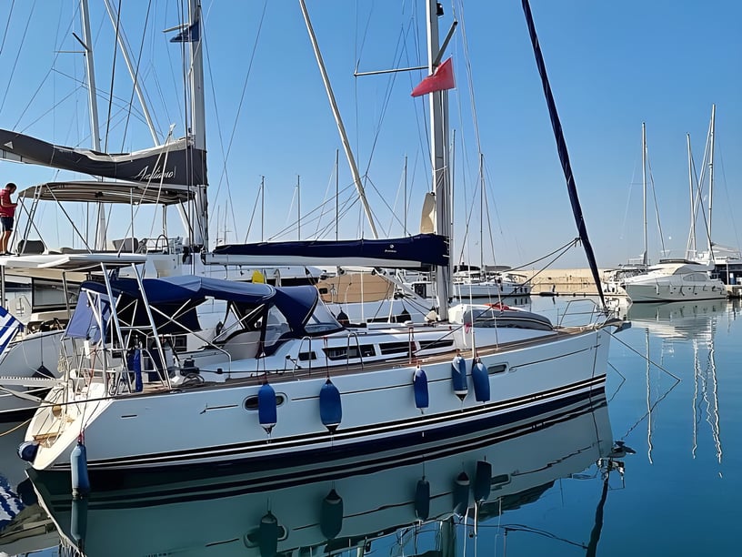 Finikas Barca a vela cabina 3  cuccette 8  8  ospiti 12.85 m Numero dell'inserzione: #17901