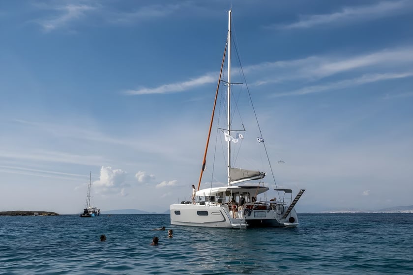 Kos Catamaran 6 cabin 12 berths 12 guests 11.74 m Listing Number: #17911 4