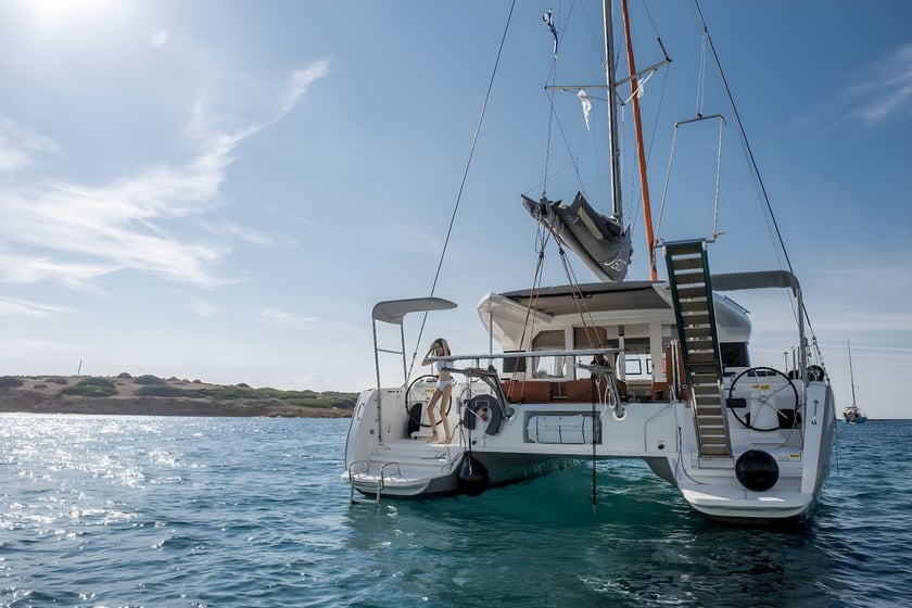 Kos Catamaran 6 cabin 12 berths 12 guests 11.74 m Listing Number: #17911 5