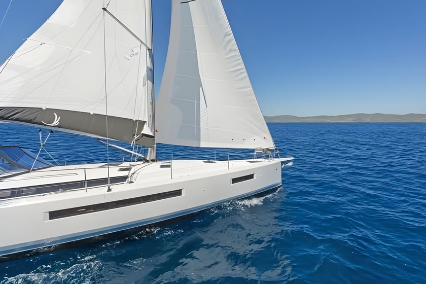 Gouvia Yelkenli 5 kabin Konaklama 9 kişi Seyir 9 kişi 14.32 m İlan No: #17920 4