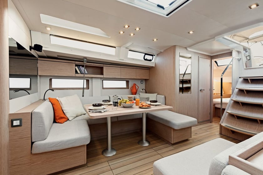 Split Sailboat 4 cabin 10 berths 11 guests 15.94 m Listing Number: #17942 3