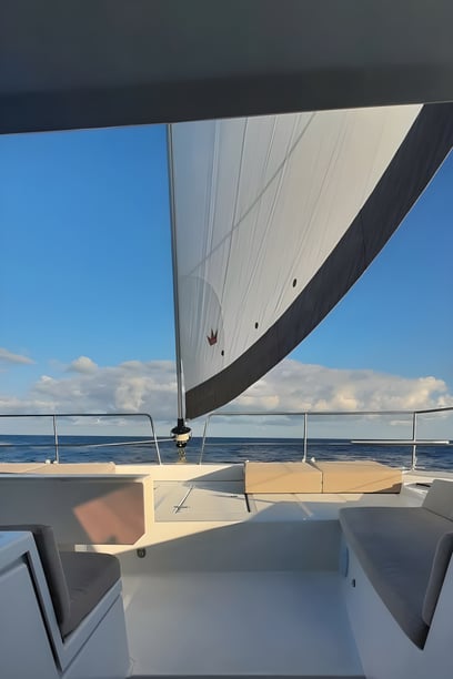 Capo d'Orlando Catamaran Cabine 5  10  slaapplaatsen 10  gasten 14.28 m Lijstnummer: #17968 4