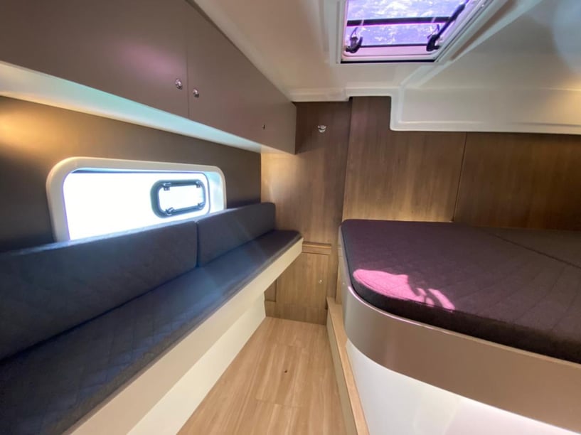 Volos Catamaran 4 cabin 12 berths 12 guests 12.45 m Listing Number: #17988 4