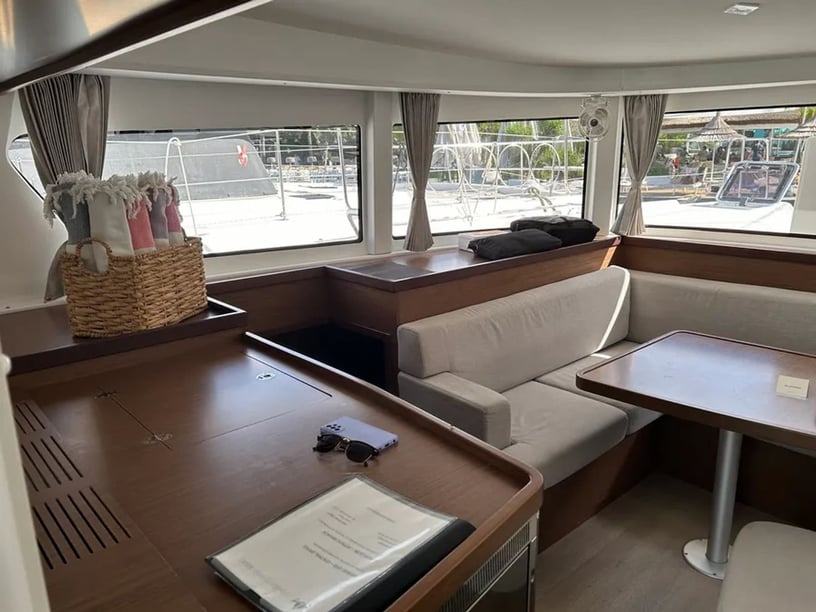 Fethiye Katamaran 4 Kabine 8 Liegeplätze 9 Gäste 12.8 m Nummer des Inserats: #18012 4