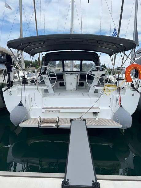 Preveza Sailboat 6 cabin 12 berths 12 guests 15.94 m Listing Number: #18017