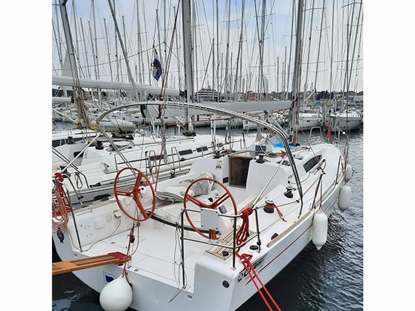 Biograd Yelkenli 3 kabin Konaklama 8 kişi Seyir 8 kişi 10.6 m İlan No: #18024