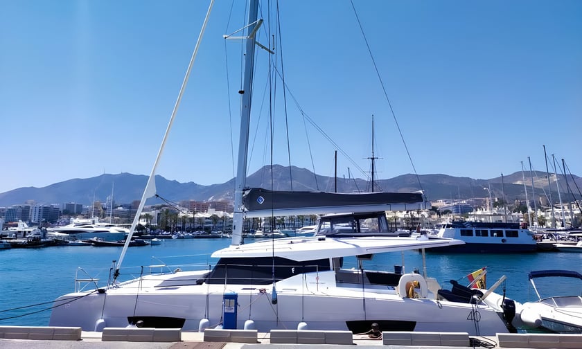 Sant Antoni de Portmany Catamarano cabina 4  cuccette 8  8  ospiti 11.73 m Numero dell'inserzione: #18044 4