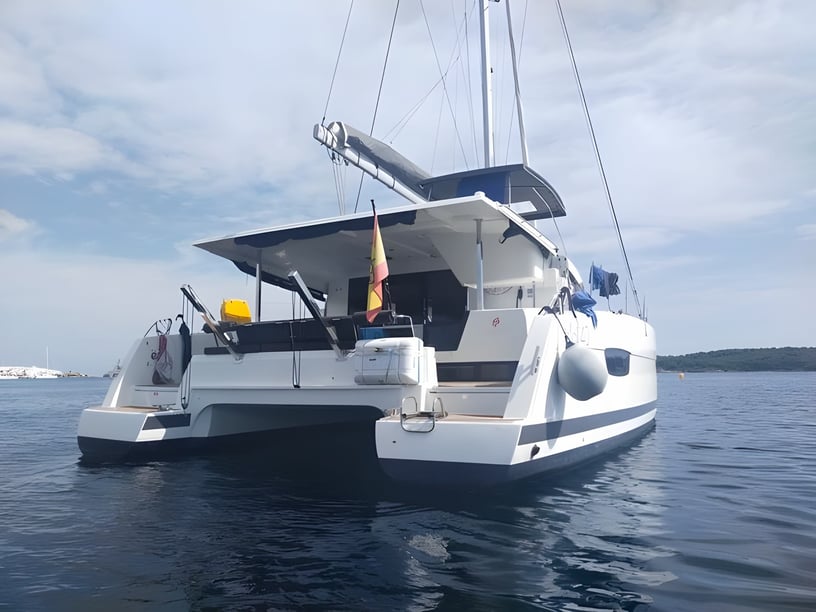 Sant Antoni de Portmany Catamarano cabina 4  cuccette 8  8  ospiti 11.73 m Numero dell'inserzione: #18044 5