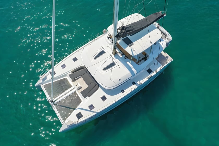 Gesplitst Catamaran 4 cabin 8 berths 8 guests 16.9 m Listing Number: #18049 5