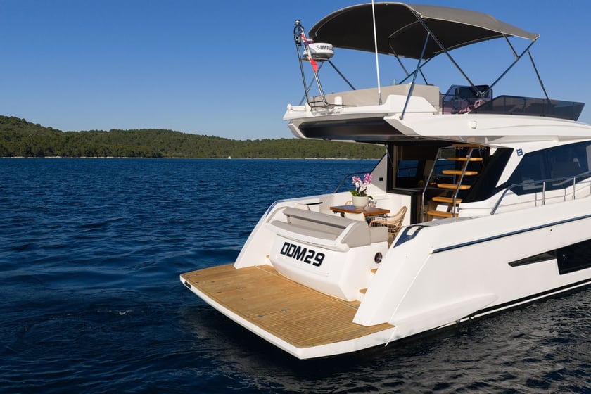Sukošan Motor Yacht 4 cabin 7 berths 12 guests 15.33 m Listing Number: #18110 4