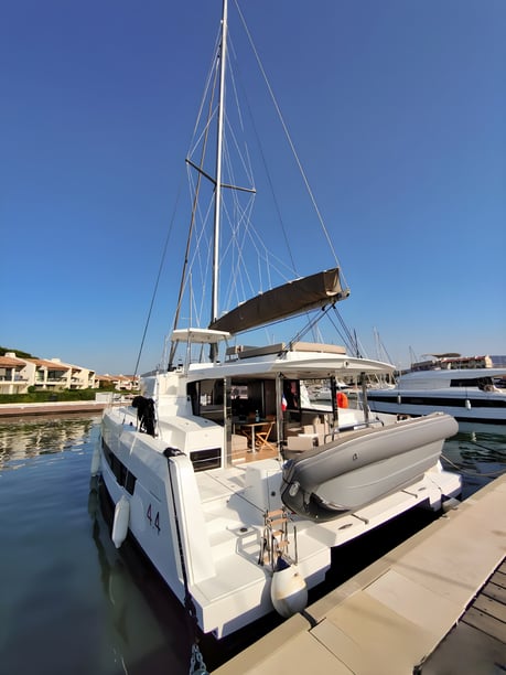 Cogolin Catamaran 4 cabin 8 berths 8 guests 13.48 m Listing Number: #18111