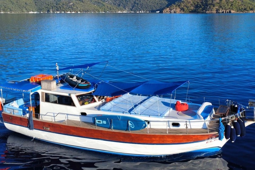 Göcek Gulet 3 kabin Konaklama 6 kişi Seyir 12 kişi 16 m İlan No: #18136