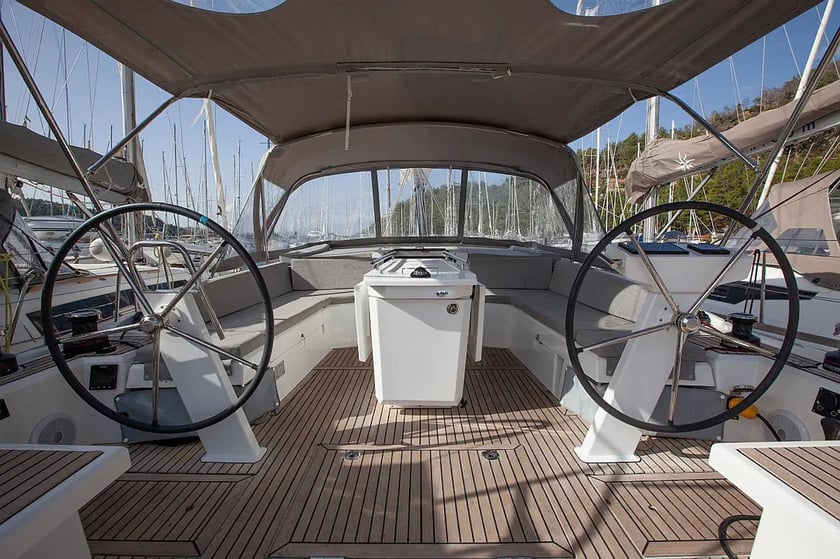 Orhaniye Zeilboot Cabine 5  10  slaapplaatsen 10  gasten 14.6 m Lijstnummer: #18146 2